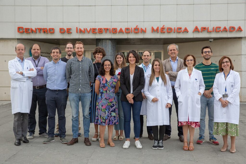 Felipe Prósper, Juan Roberto Rodrguez Madoz y Mikel Hernáez con otros investigadores de Cima Universidad de Navarra.