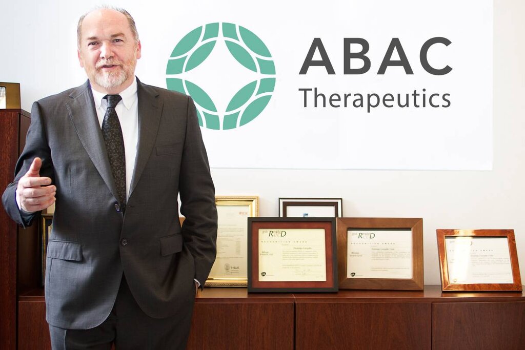  Domingo Gargallo-Viola, CEO de ABAC Therapeutics. 