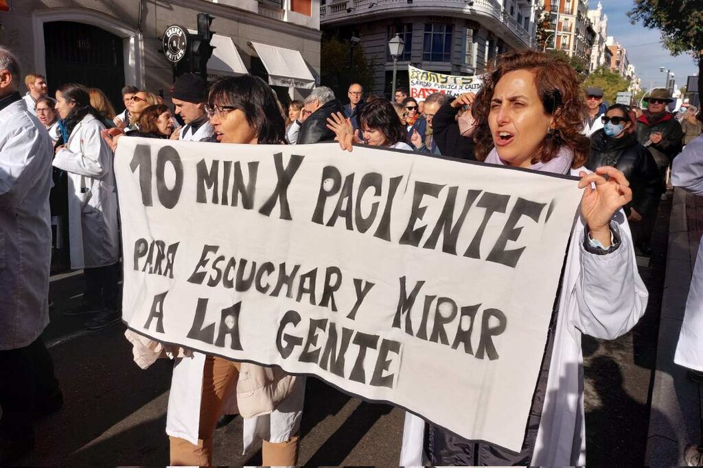 Los médicos y pediatras de la Comunidad de Madrid exigen un tiempo mínimo para atender a sus pacientes. Foto: AMYTS.