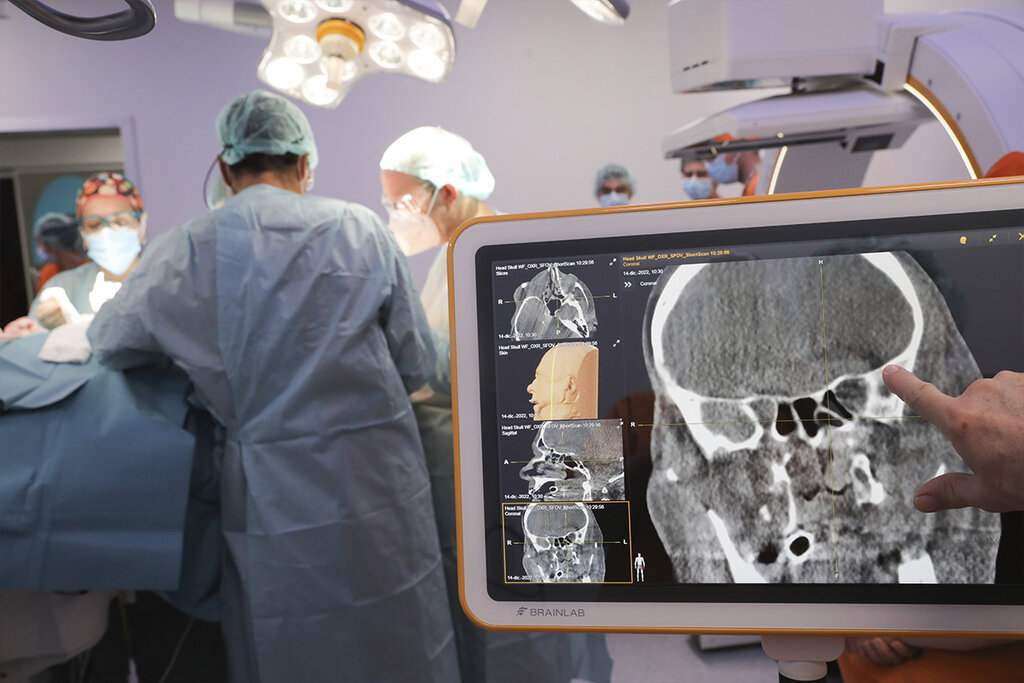 Detalle de una de las pantallas con una imagen de la lesión del paciente. Foto: ANTONIO HEREDIA