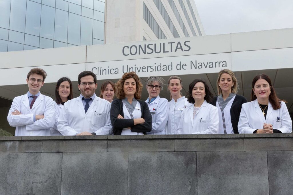 Profesionales de la Unidad de Ensayos ClÃnicos de la ClÃnica Universidad de Navarra que han participado en el ensayo clÃnico. Foto: CUN. 