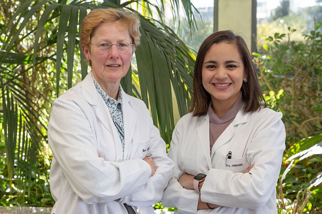 Gema Frühbeck y Carolina Perdomo, codirectora y especialista, respectivamente, del Área de Obesidad de la Clnica Universidad de Navarra. Foto: CUN. 