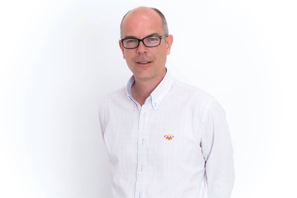 Antonio Ramos Sánchez, jefe de Estudios de EnfermerÃa y director del Máster en Cuidados Paliativos, todo ello de la Escuela de EnfermerÃa y Fisioterapia San Juan de Dios (Universidad Pontificia Comillas).