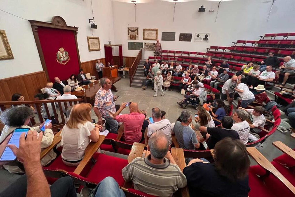 Imagen del acto de entrega del premio 'Fonendo de oro 2023', que la Plataforma de facultativos no fijos ha entregado hoy en el Colegio de Madrid. Foto: PLATAFORMA DE FACULTATIVOS.