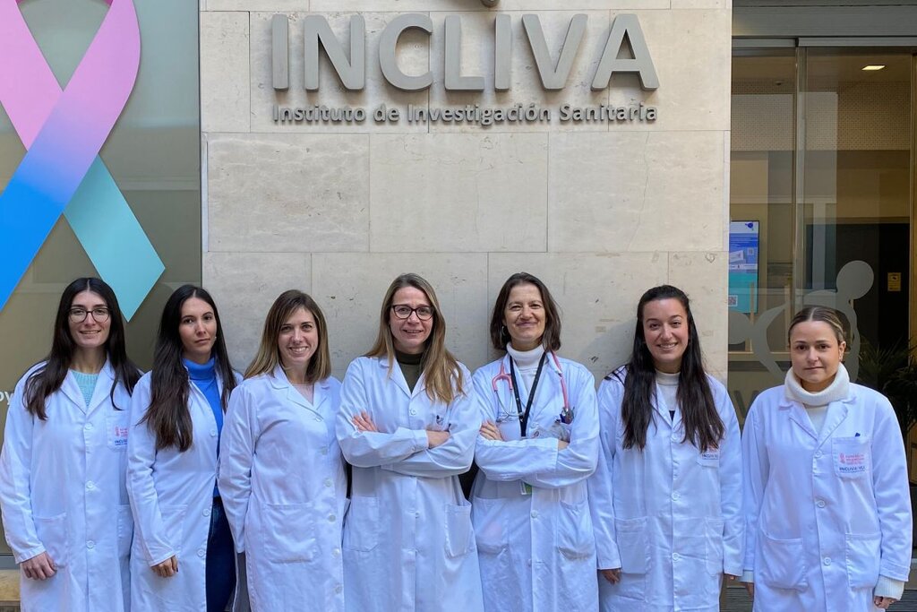 Grupo de Incliva que ha participado en la identificación de nuevos perfiles en LES. Foto: INCLIVA. 