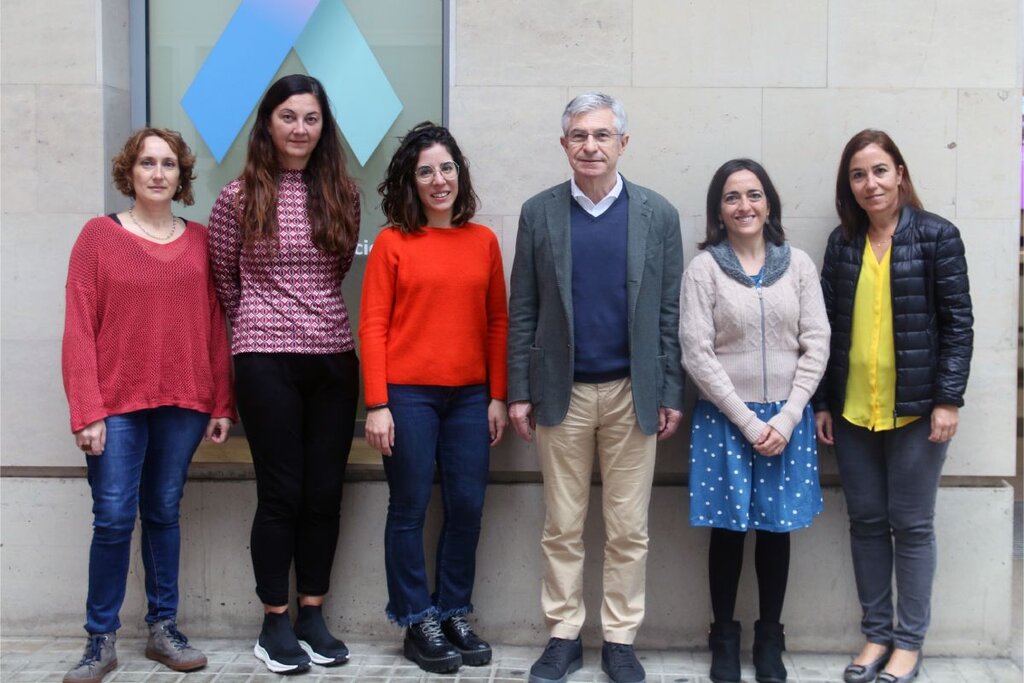 Loreto Suay Rosa Aliaga Elena Almela Antonio Cano Ana Martínez Mª Dolores Estellés, Grupo de Investigación en Salud de la Mujer del Instituto de Investigación Sanitaria Incliva- Hospital Clínico de Valencia. Foto. INCLIVA. 