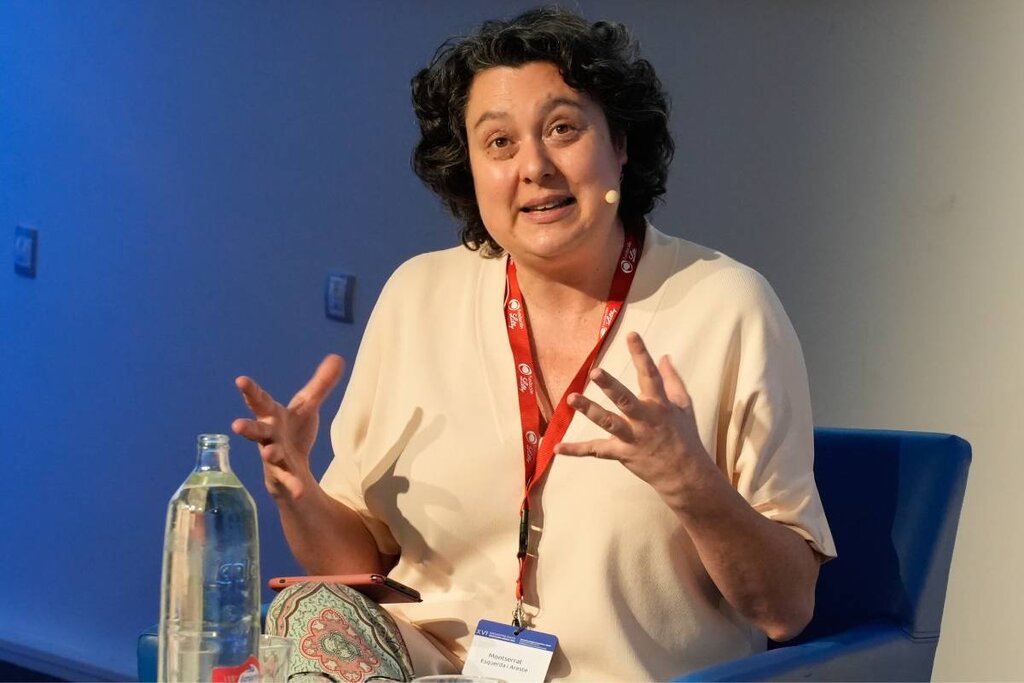 Montse Esquerda, durante su intervención en los Cursos de Verano de El Escorial. Foto: GARRIDO FOTÓGRAFOS/FUNDACIÓN LILLY.