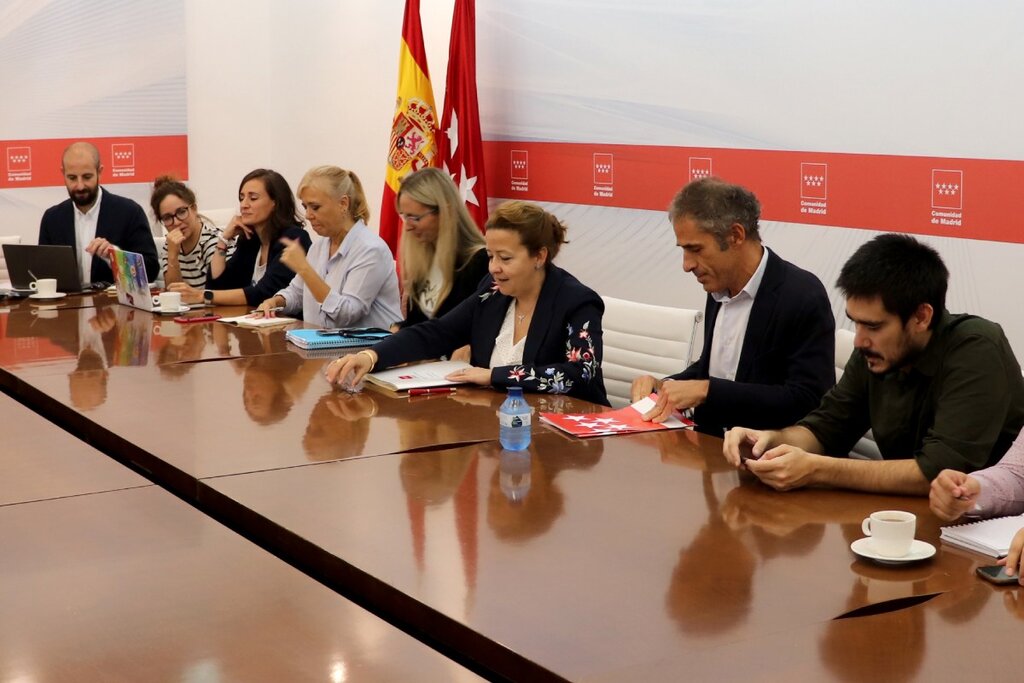 Encuentro informativo de Fátima Matute con los medios de comunicación.