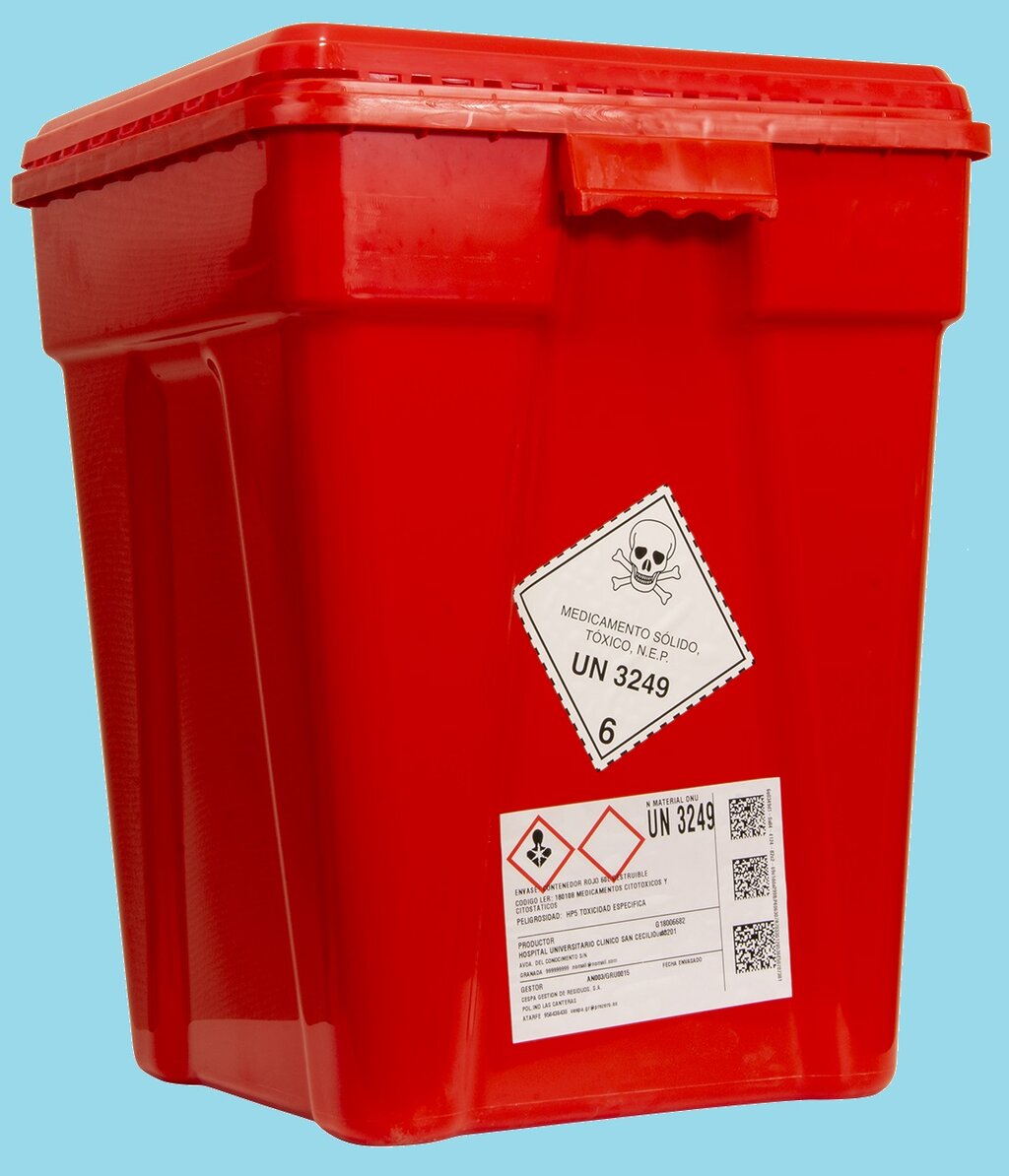Contenedor rojo para medicamentos citotóxicos y citostáticos.