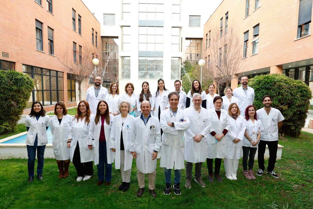 Grupo de profesionales del Servicio de Oftalmología del Área Sanitaria La Mancha-Centro. Foto: CARMEN TOLDOS/ARABA PRESS.