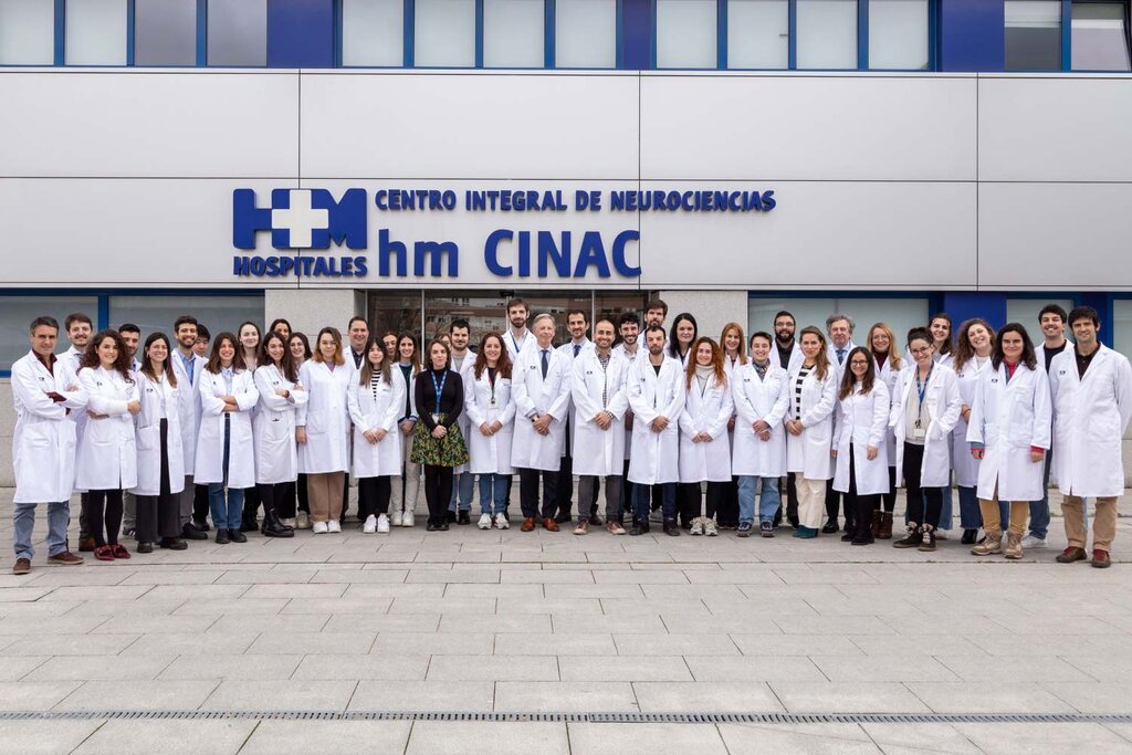 Grupo del HM CINAC.