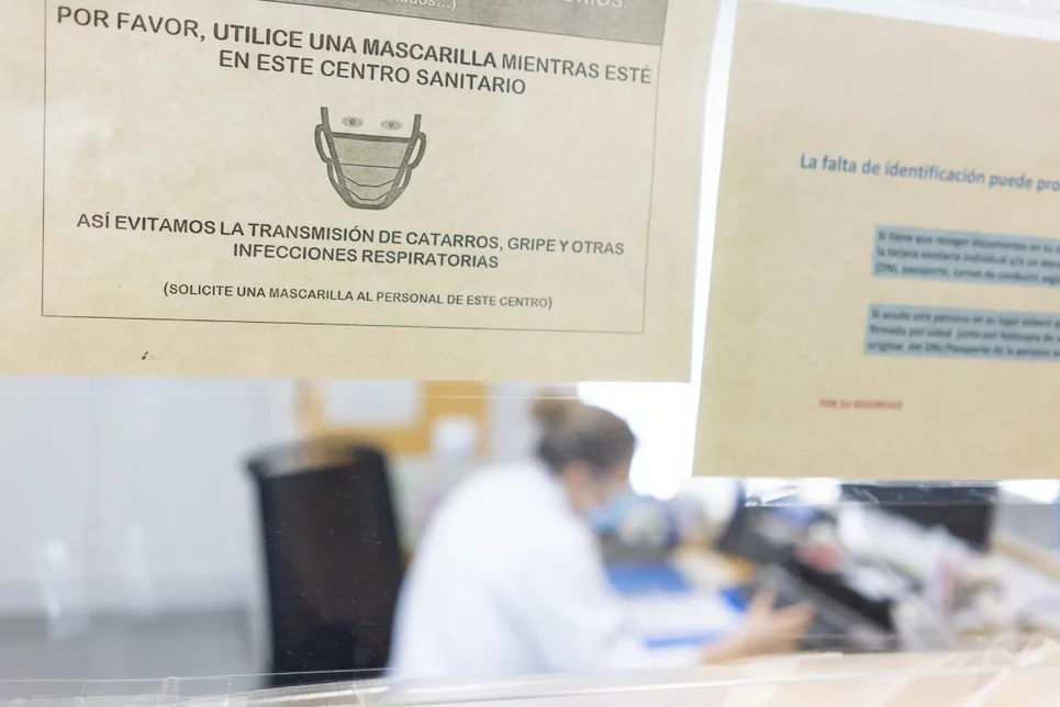 El consejero de Asturias reconoce que la asistencia estival en primaria es complicada por la ausencia de facultativos (FOTO: DM).