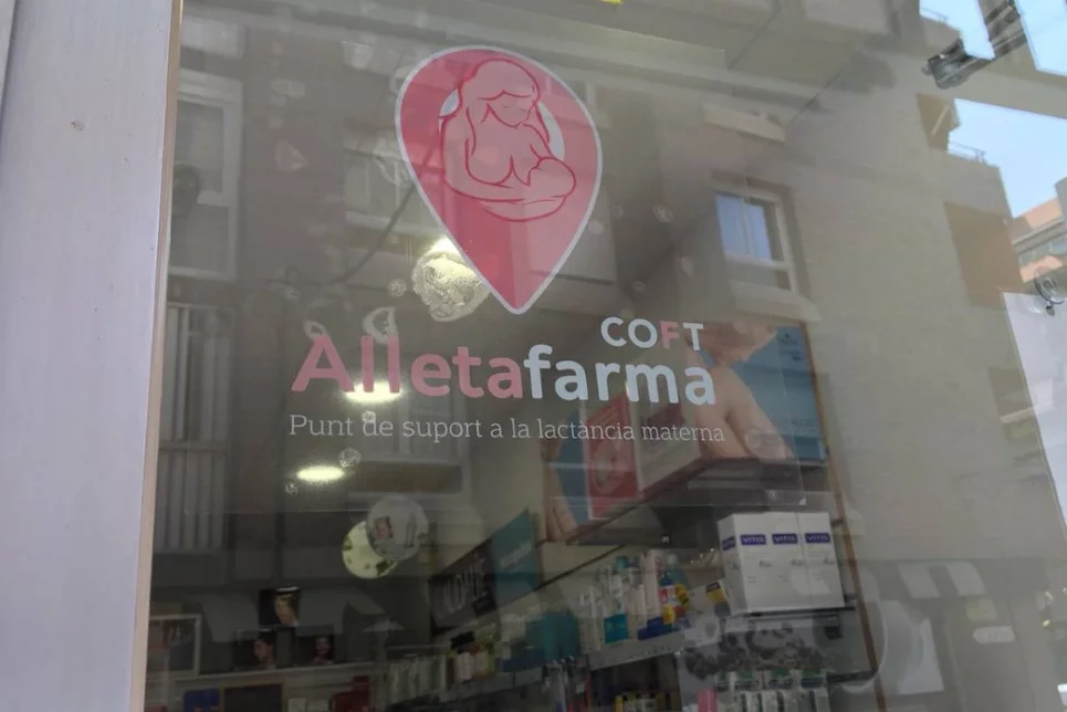 Una de las farmacias de Tarragona con el logo de 'Alletafarma'. Foto: COF DE TARRAGONA.