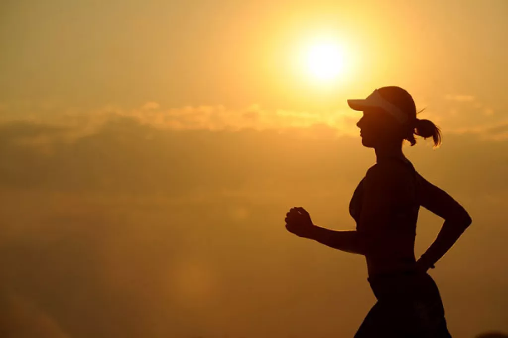 Mujer corriendo. Foto: DM