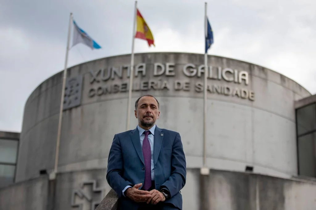 Julio Garca Comesaña, consejero de Sanidad de Galicia.