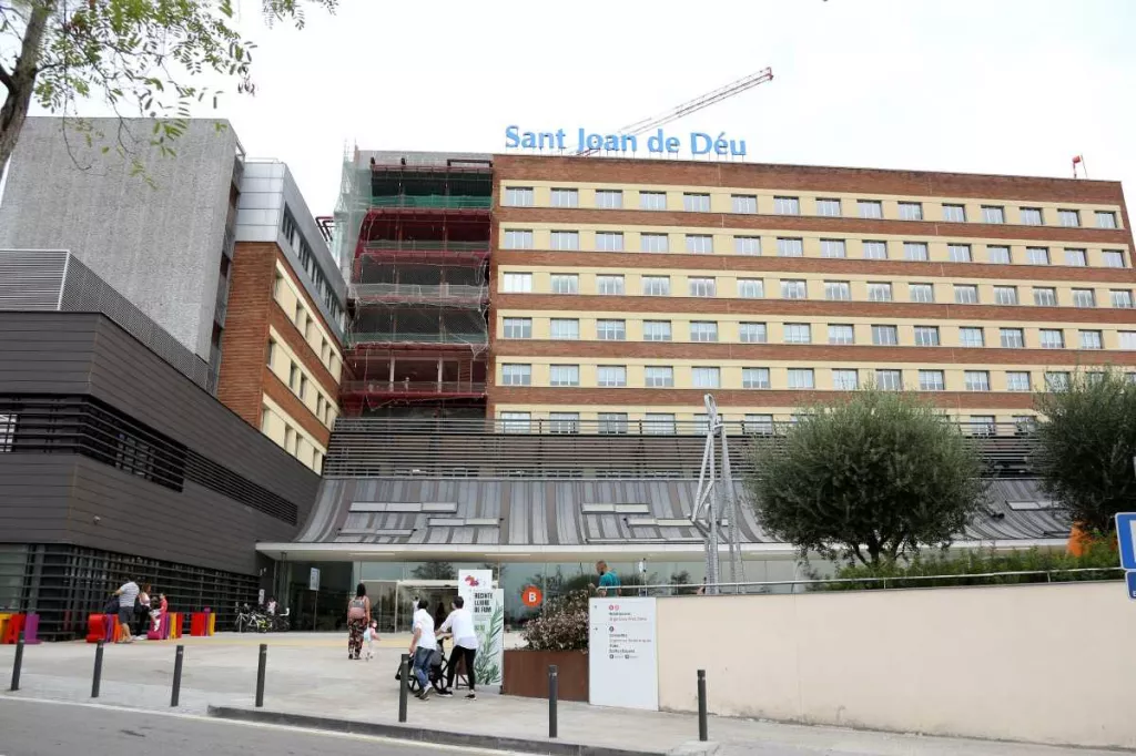 Hospital Materno-infantil de Sant Joan de Déu, de Esplugas, en Barcelona.