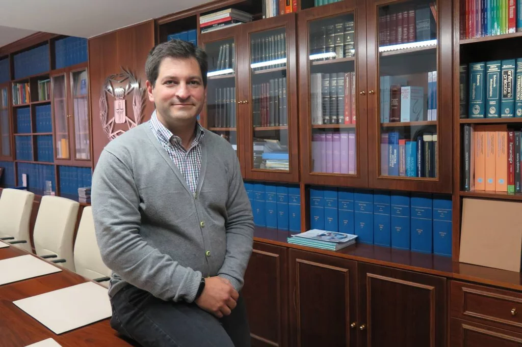 Esteban Gómez, presidente del Colegio Oficial de Enfermería del Principado de Asturias. FOTOGRAFÍA: Covadonga Diaz.