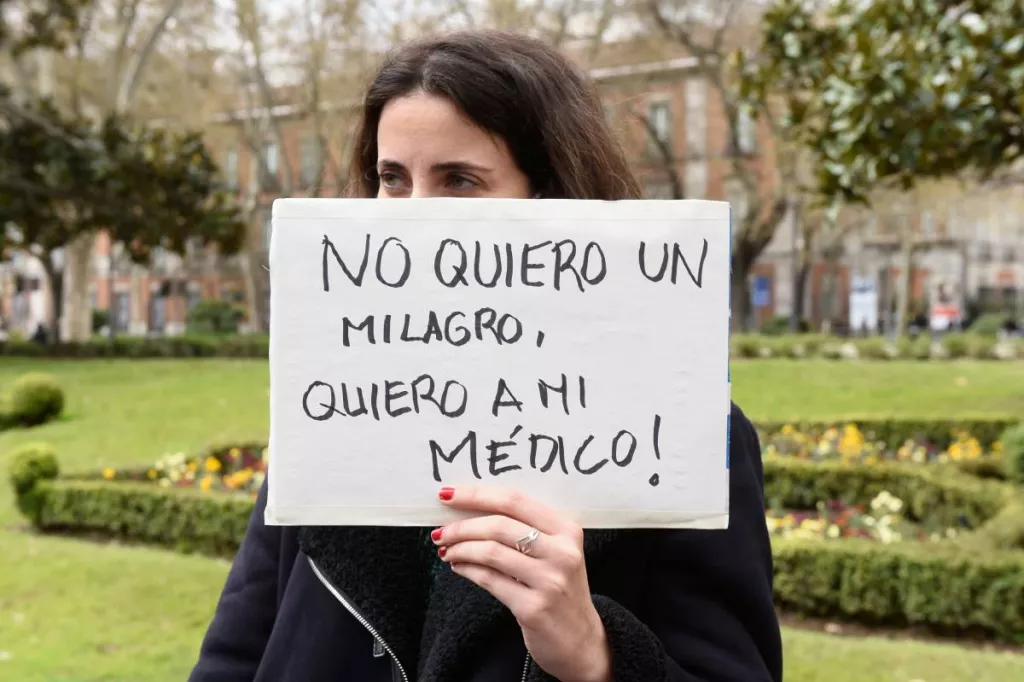 SegÃºn un estudio de CESM Granada, para tener cupos equilibrados en atenciÃ³n primaria harÃan falta otros 6.000 mÃ©dicos. Foto: LUIS CAMACHO