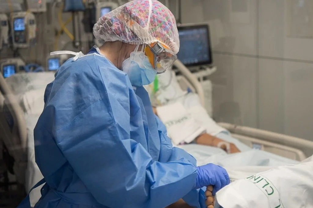 Falta estudiar cuál sera  la mejor intervención en pacientes con desequilibrio inmune y covid-19.
