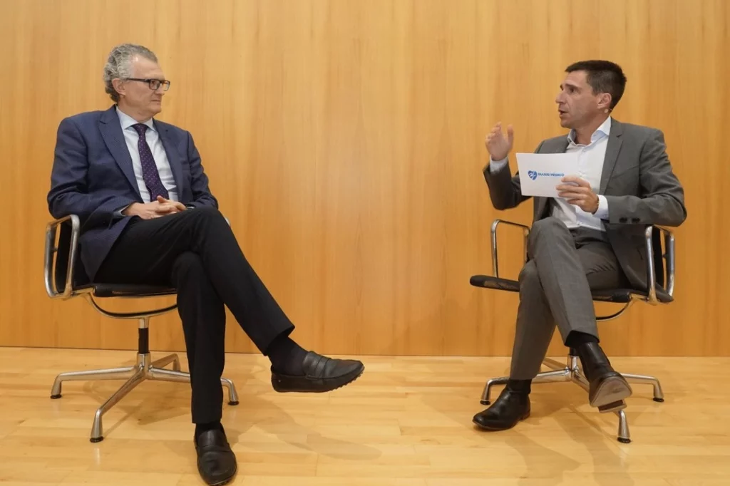 Juan José Pedreño Planes, consejero de Salud de Murcia, en la entrevista con Miguel G. Corral, director de Diario Médico. Foto: ARABA PRESS/PAULINO ORIBE.