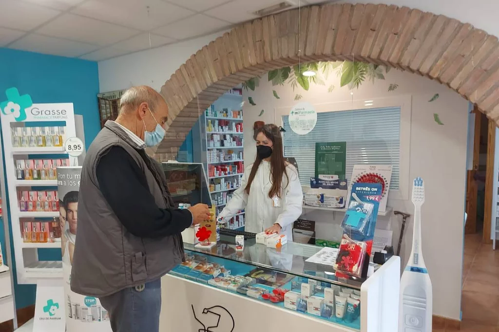 En Aragón hay 733 oficinas de farmacia, que asisten cada día a más de 80.000 personas. Foto: COF ZARAGOZA.