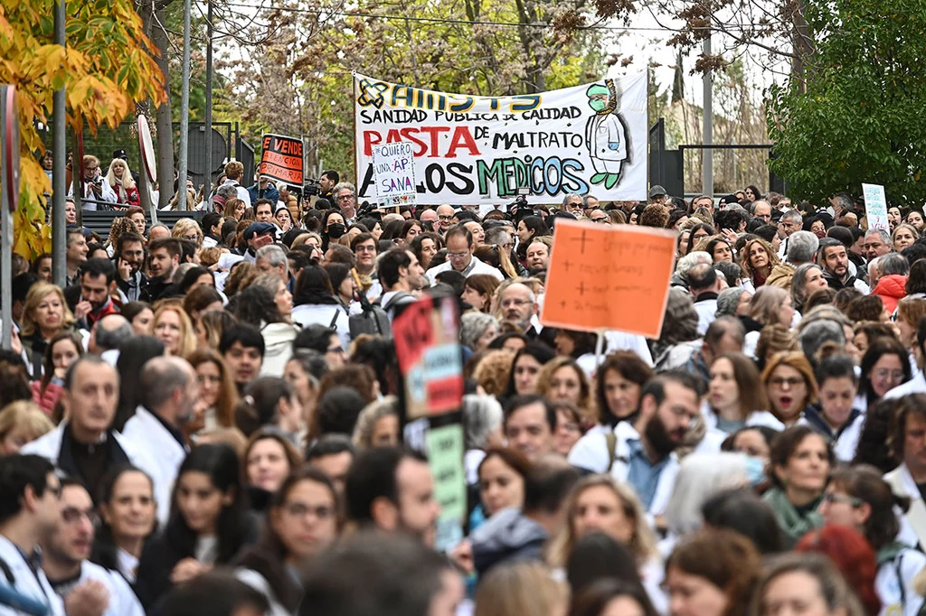 Manifestación por por la situación de la atención primaria. 