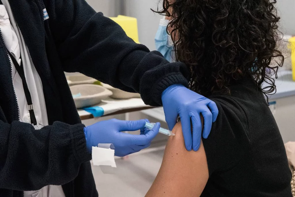 En el caso de los ciclos menstruales, es un desafo determinar hasta qué punto los cambios son atribuibles a las vacunas contra la covid, ya que sufren variaciones de forma natural por múltiples factores. Foto: LUIS CAMACHO.