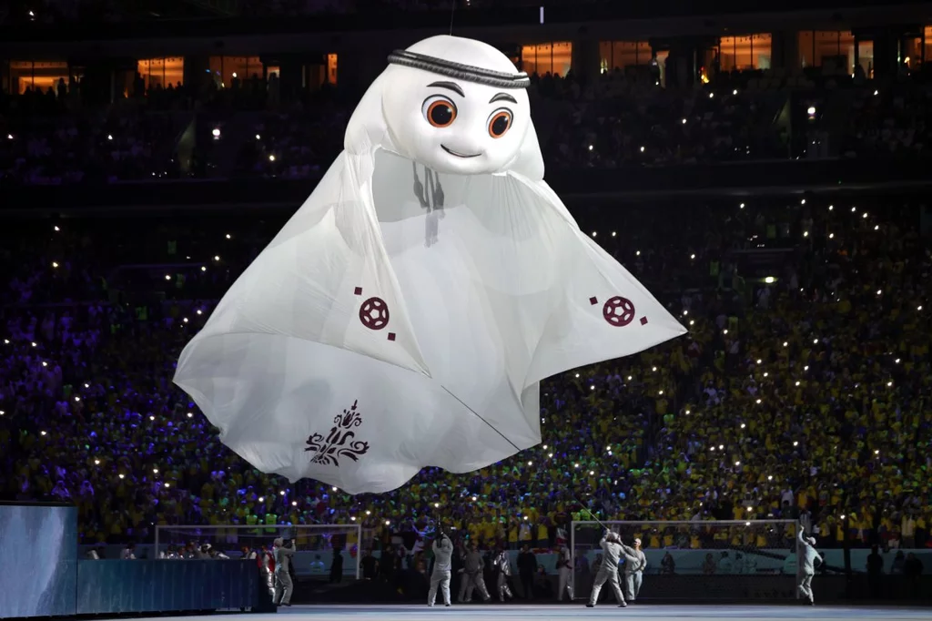 La’eeb, la mascota del Mundial de fútbol de Catar, en la ceremonia de inauguración. Foto: EFE.
