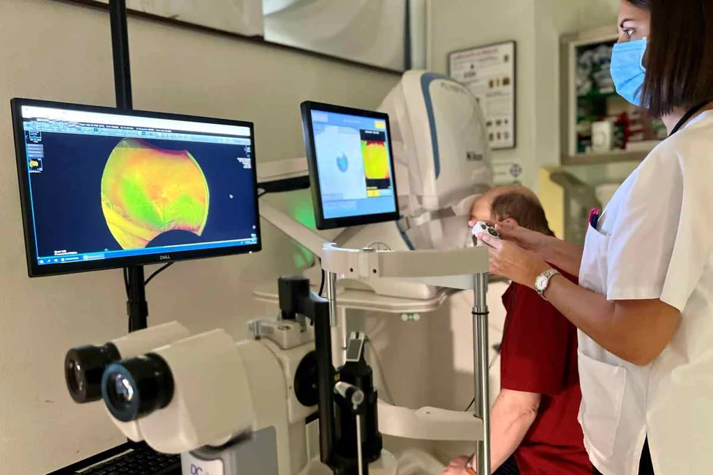 El nuevo retinógrafo permite revisar la retina de un paciente sin necesidad de dilatar su pupila.