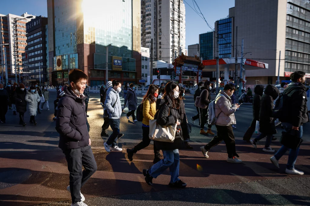 El problema de la pandemia en China se está concentrando en las zonas rurales, mientras ciudades como Pekín (en la imagen) recuperan la normalidad. Foto: EFE/EPA/MARK R. CRISTINO