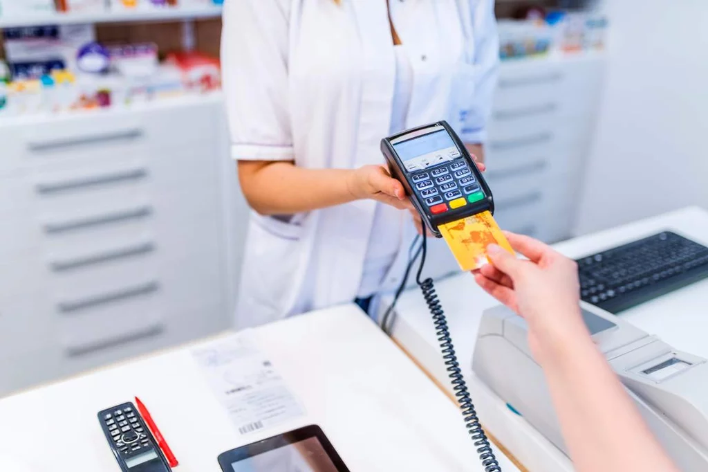 La reducción de los precios en los productos de parafarmacia hay que hacerla con mesura. Los experto recomiendan que los descuentos ronden como tope el 15%. Foto: SHUTTERSTOCK.