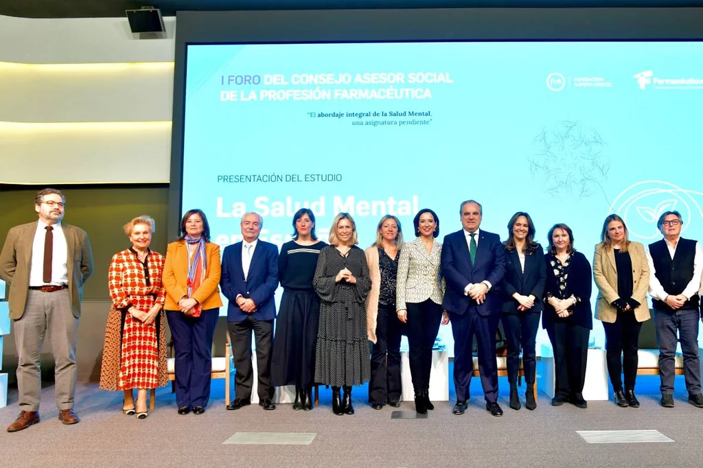 Participantes en el I Foro del Consejo Asesor Social del Consejo General de COF. Foto: Consejo de COF. 