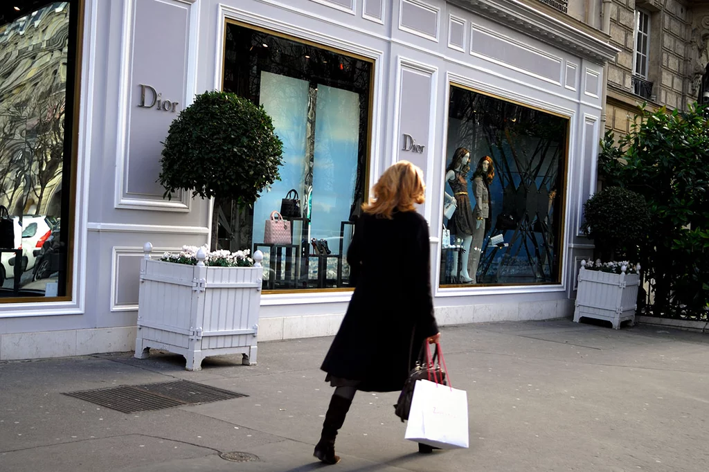 Dior, en París, abrió sus puertas a uno de los ‘retail tours’ organizados por Inma Riu , CEO de Saludability y Farmaschool.