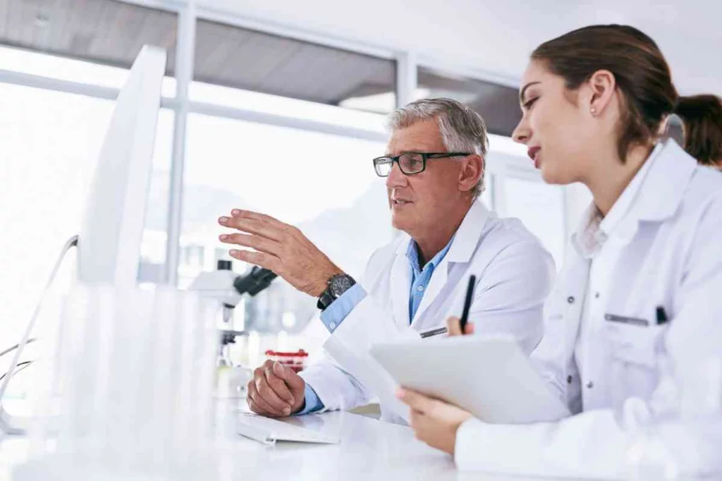 En el caso deÂ EspaÃ±a, las tecnologÃas sanitariasÂ ocupan los tres primeros puestos de nÃºmero de solicitudes de patente europea. Foto: FARMAINDUSTRIA.