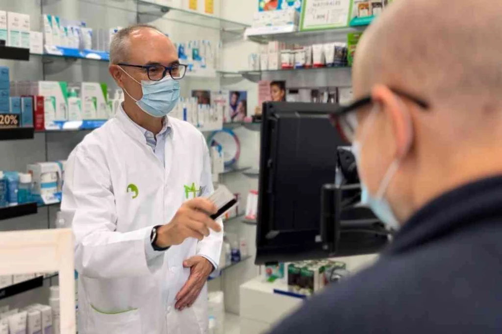 Óscar López Moreno, vicepresidente primero del COF de Madrid y uno de los coordinadores de la campaña de seguridad en la medicación. Foto: COF DE MADRID.