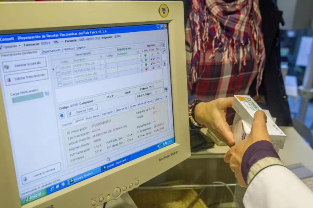 En Navarra, la receta electrÃ³nica comenzÃ³ a implantarse en fase piloto en 2010.