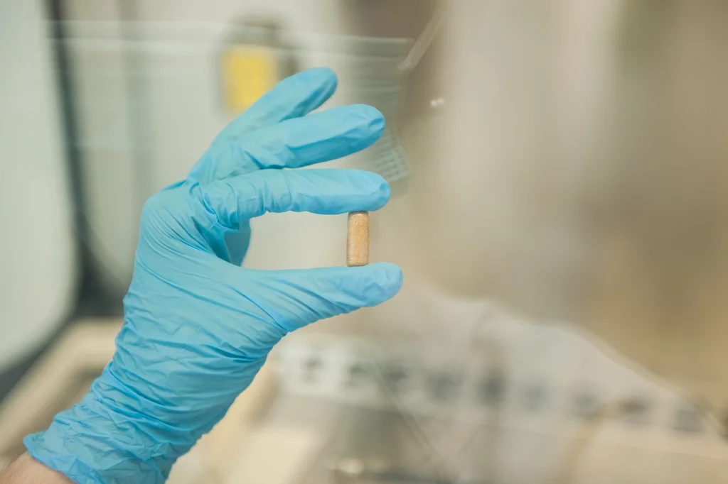 Cápsula obtenida en la Unidad Transversal para el Estudio del Microbioma Humano del Hospital de Bellvitge, en Barcelona.