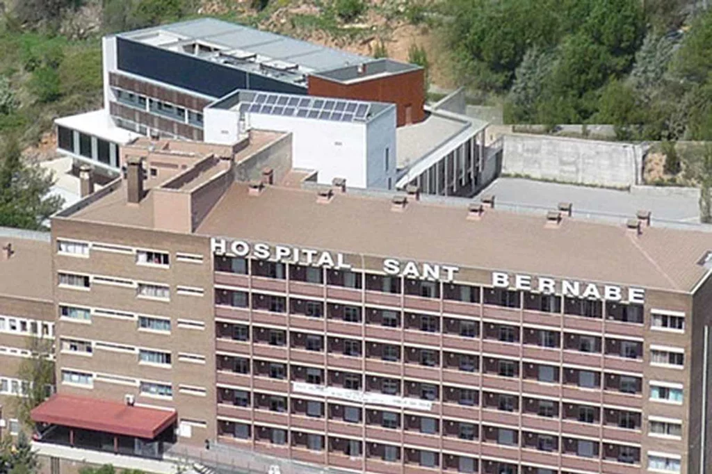 El Hospital Sant Bernabé de Berga, en Barcelona, tuvo a la falsa médica siete meses trabajando en Urgencias. Foto: HOSPITAL SAN BERNABÉ.