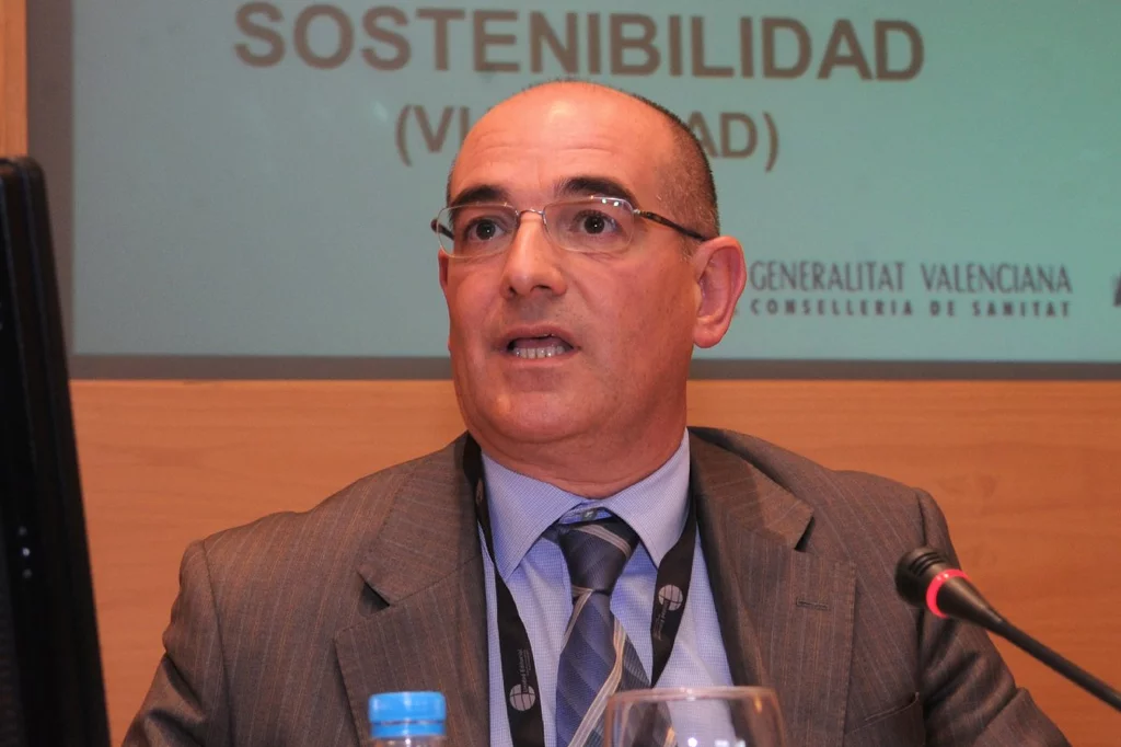 Francisco Soriano, en una imagen de archivo de 2012, durante su etapa como director general de RÃ©gimen EconÃ³mico de la Sanidad en la ConsejerÃa de Sanidad de la Comunidad Valenciana. Foto: J. L. P.