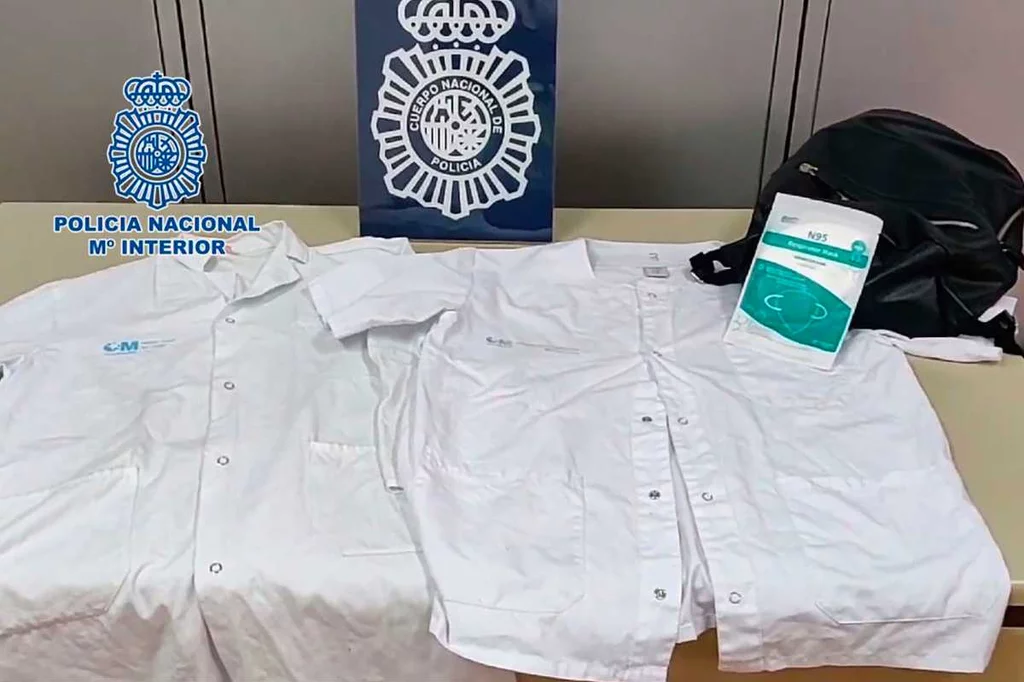Material incautado tras la detención de un falso médico en 2020 en Madrid. Foto: POLICÍA NACIONAL.