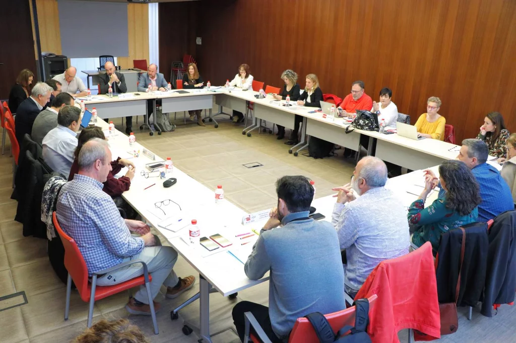 Reunión de los integrantes de la Mesa Sectorial. Foto: SESCAM.