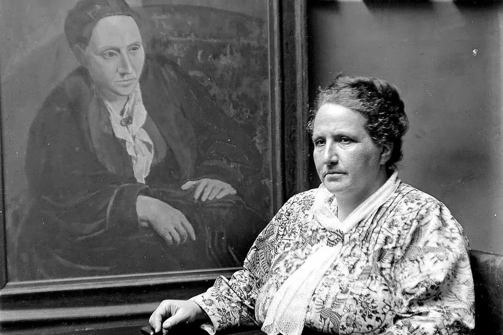 Gertrude Stein (1874-1946), musa, entre otros, de Pablo Picasso.