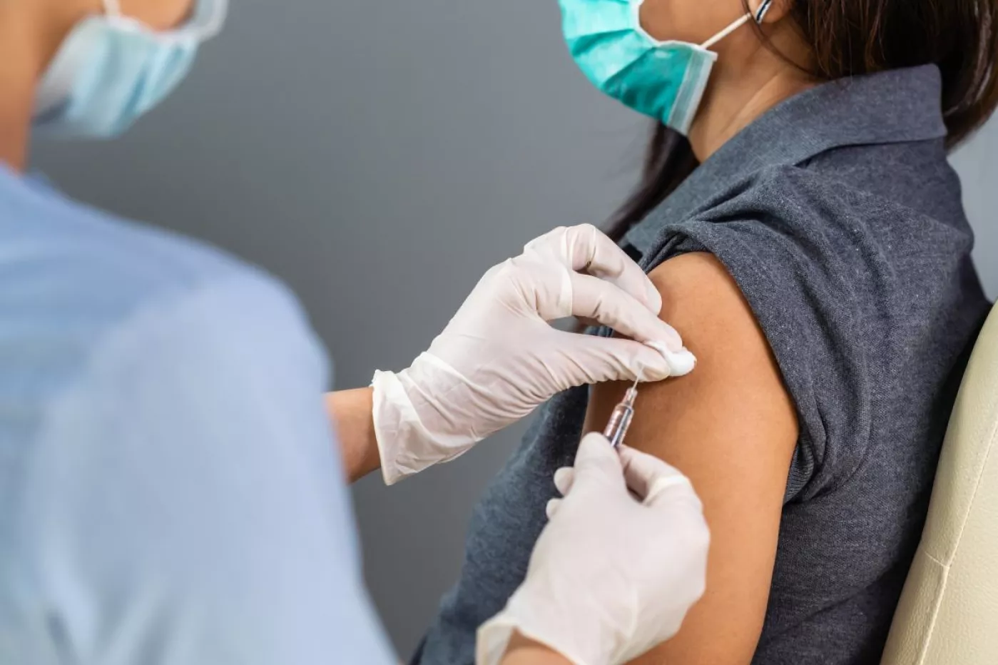 Sanidad quiere llegar a un cobertura de la vacuna de la gripe del 75% en el personal sanitario en la campaña de 2020