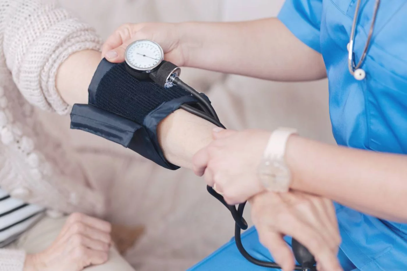 El BOE ha publicado dos guías para que las enfermeras puedan indicar en hipertensión y diabetes.