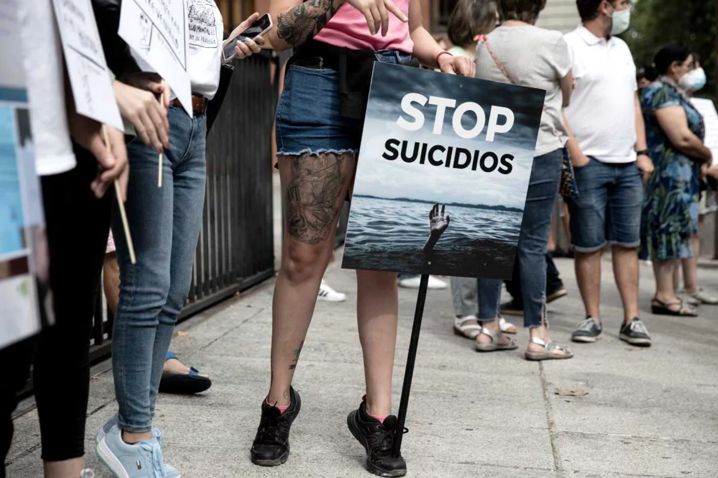 Manifestación en Madrid en demanda de recursos para prevenir los suicidios. 