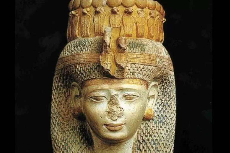 Busto egipcio de Merit