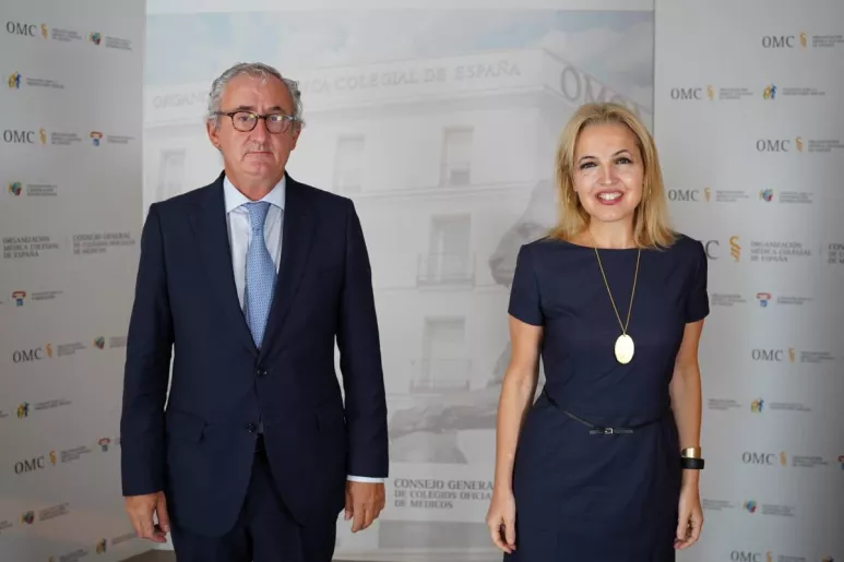 Tomás Cobo Castro, presidente de la OMC, y Beatriz Domínguez-Gil, directora de la Organización Nacional de Transplantes.