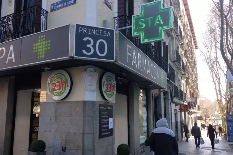 Continúa el procedimiento de autorización para cinco oficinas de farmacia convocadas en Madrid en 2019. /C.T.