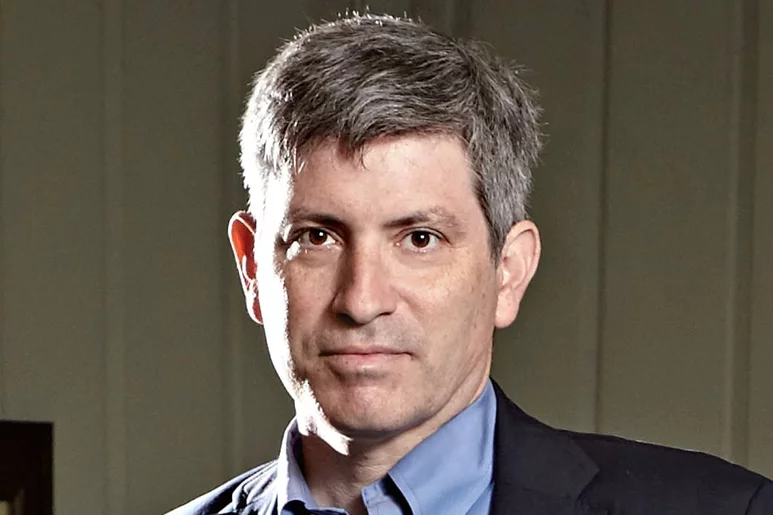 Carl Zimmer, columnista en The New York Times y profesor adjunto en la Universidad de Yale.
