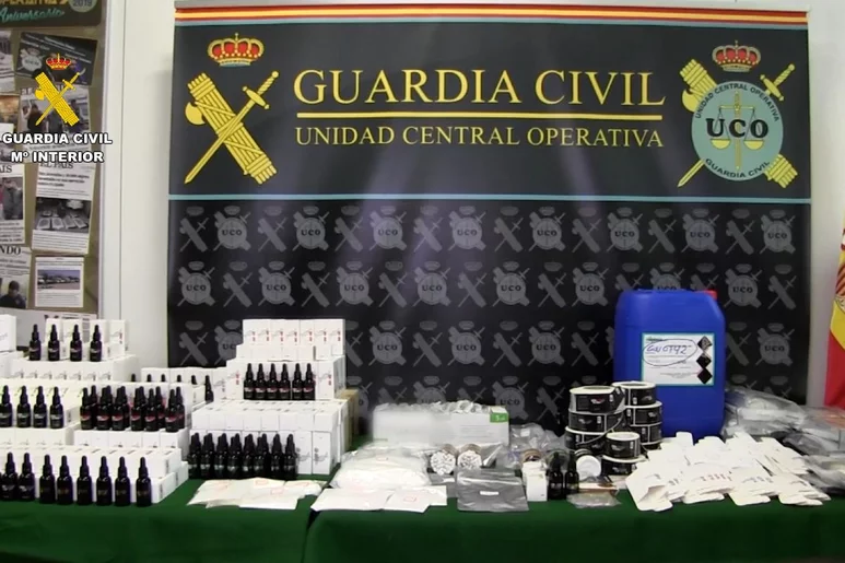 Desde la Guardia Civil señalan que los SARM están catalogados por la Aemps como "medicamentos en experimentación", por lo que su distribución y venta no está autorizada en España. Foto: GUARDIA CIVIL